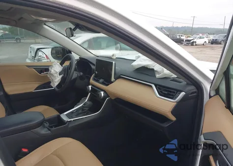 2024 Toyota Rav4 Hybrid Xle from USA, damaged, VIN 4T3RWRFV8RU110932